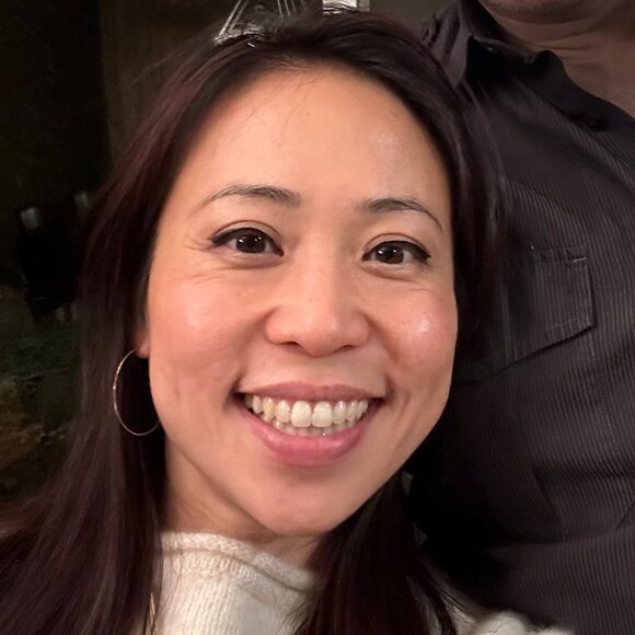 Meet your Posher, Ada - Picture 1 of 1